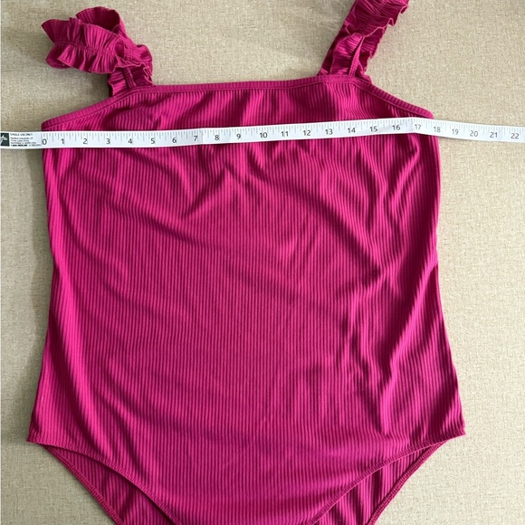 Gilli Fuchsia Ribbed Bodysuit - Picture 6 of 8
